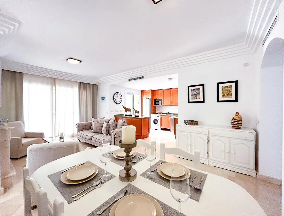 Beach & Golf Apartment In Bahia De Casares