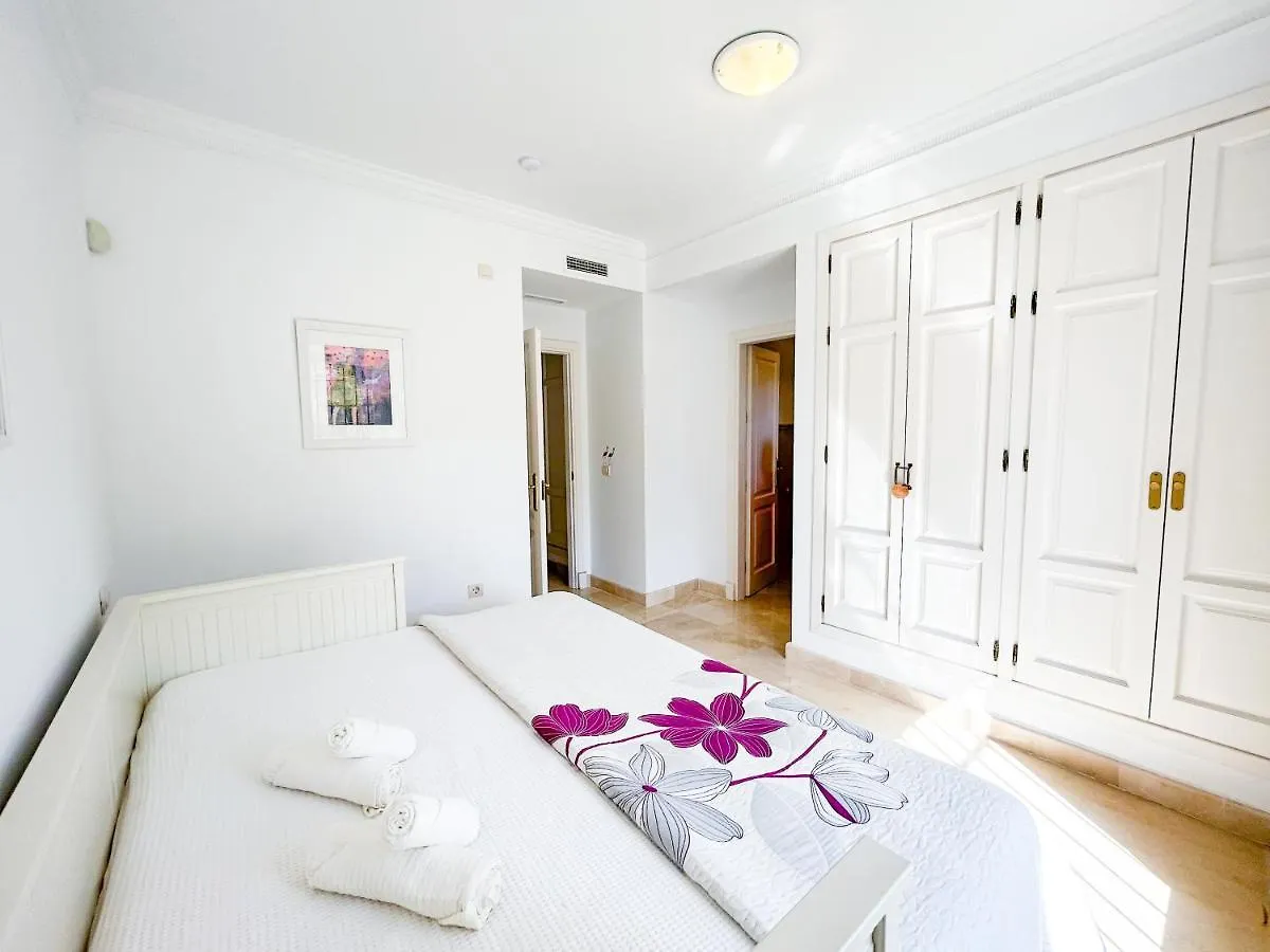 Beach & Golf Apartment In Bahía de Casares