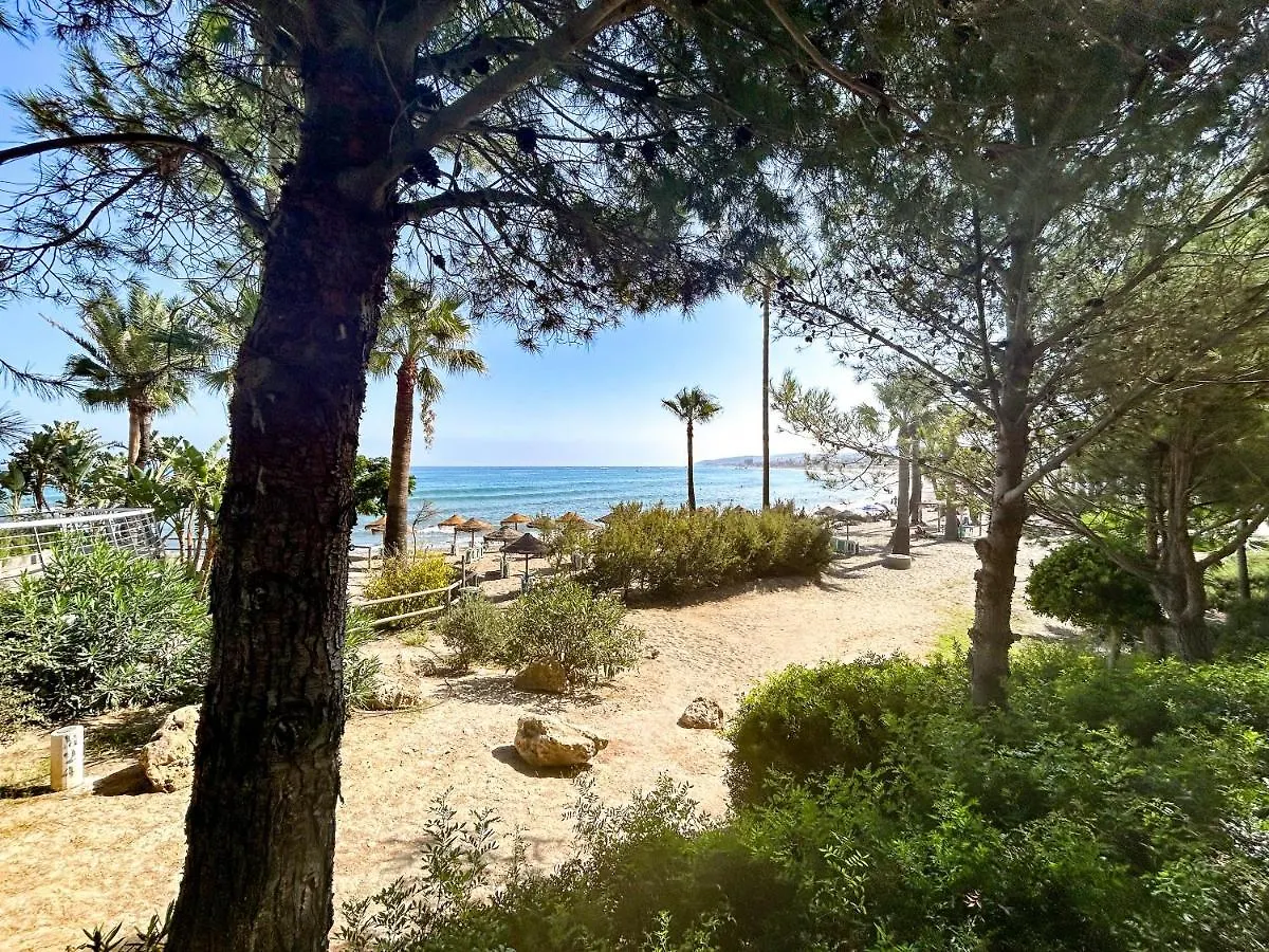 Beach & Golf Apartment In Bahía de Casares